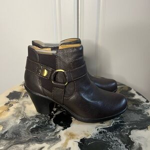 Softspots Brown Ankle Boot
